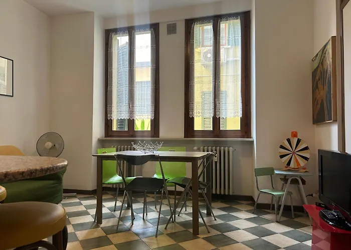 Interno66 *